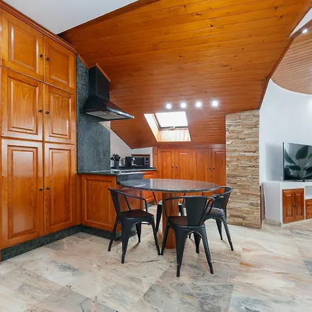 Ático Dúplex con Terrazas Privadas Vigo Centro 2 hab ツ by Rias Baixas Rentals Apartman